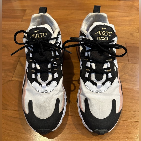 Nike Airmax 270 React Black Pink Bleached Coral - Picture 3 of 10